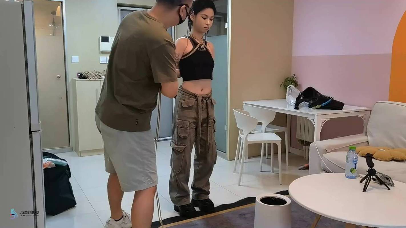 js原创定制kb之夏瑾变种五花大梆放置！这部作品可以在线看！