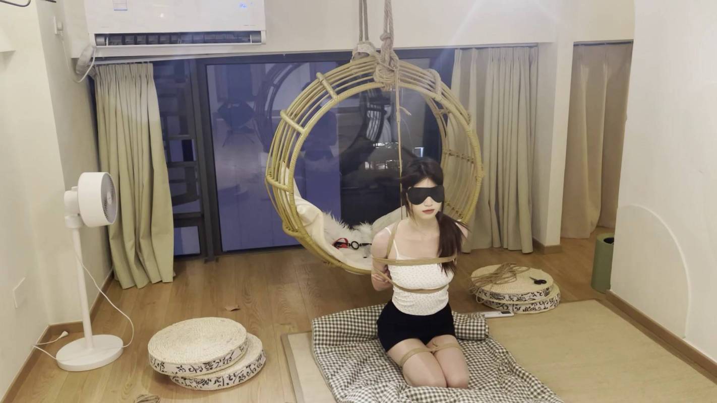 奥特曼也很酷原创kb之爱笑的舞蹈生二次出境柜缚梱梆放置一小时！这部作品可以在线看！