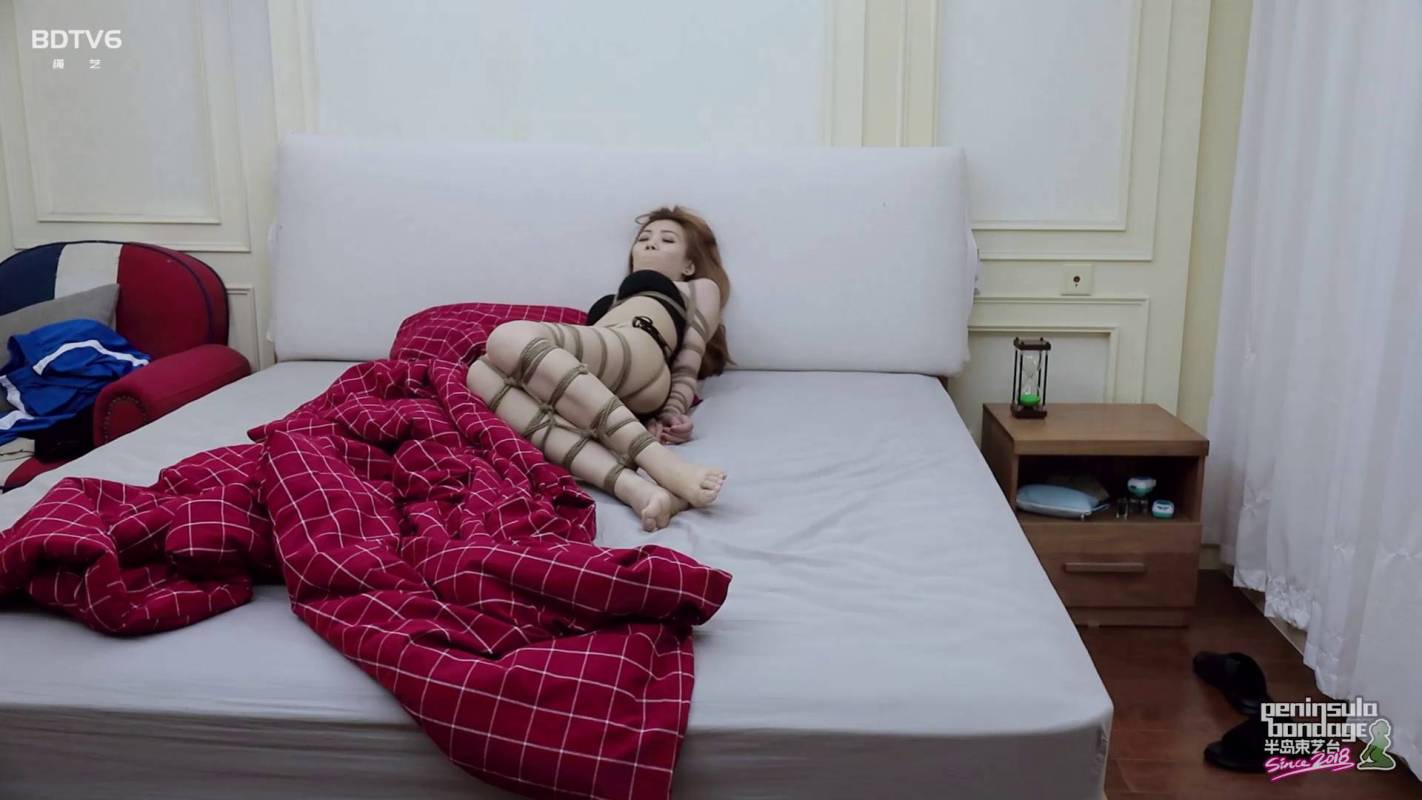 半岛束艺台工作室网站新作品之钻被绳~诺米！这部作品可以在线看！