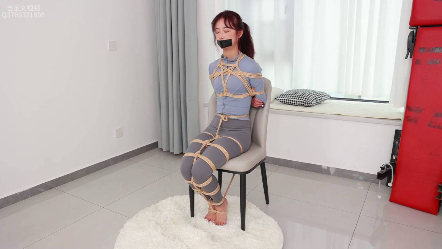 中二病紧缚kb之瑜伽老师北北超紧绳缚驷马体验！这部作品可以在线看！