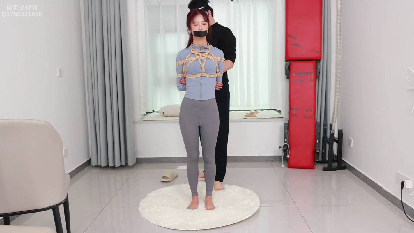 中二病紧缚kb之瑜伽老师北北超紧绳缚驷马体验！这部作品可以在线看！