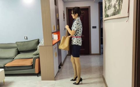 逍遥原创字母圈论坛视频之晓倩定拍空jie糟难！