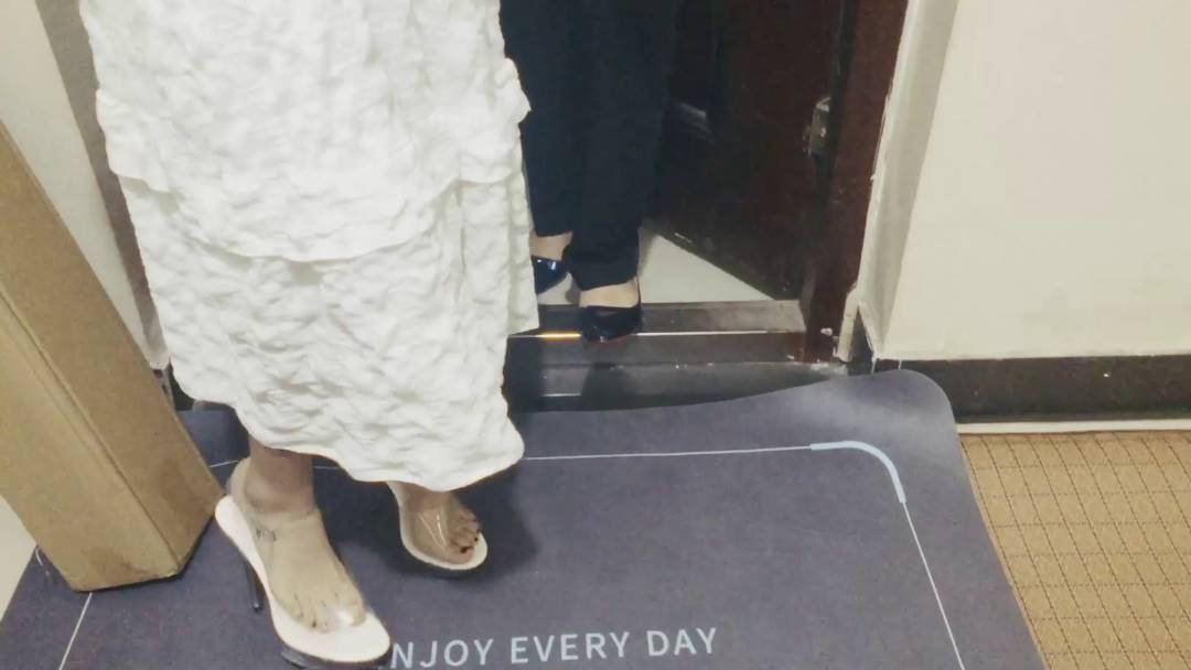 绳渊绳艺定拍之扑克真心话大冒险驷马挑战Cos阿狸！这部作品可以在线看！