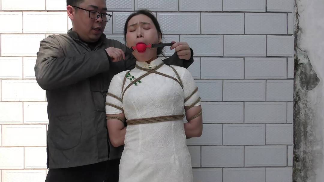 新胭脂扣资源网之忠烈巾帼5一！这部作品可以在线看！