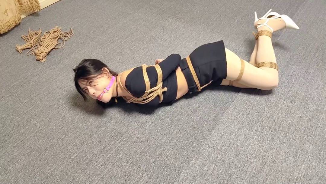 胜景山庄影视文化传媒之jie美梱梆bao复，日式KB，TK，蛇缚，胶带，日式驷马，放置！这部作品可以在线看！