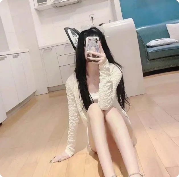 飞天绳艺定拍新作品之艺仙儿顽了两种吊缚后，觉得还没顽够，挑战紧缚后手观音脱缚！这部作品可以在线看！