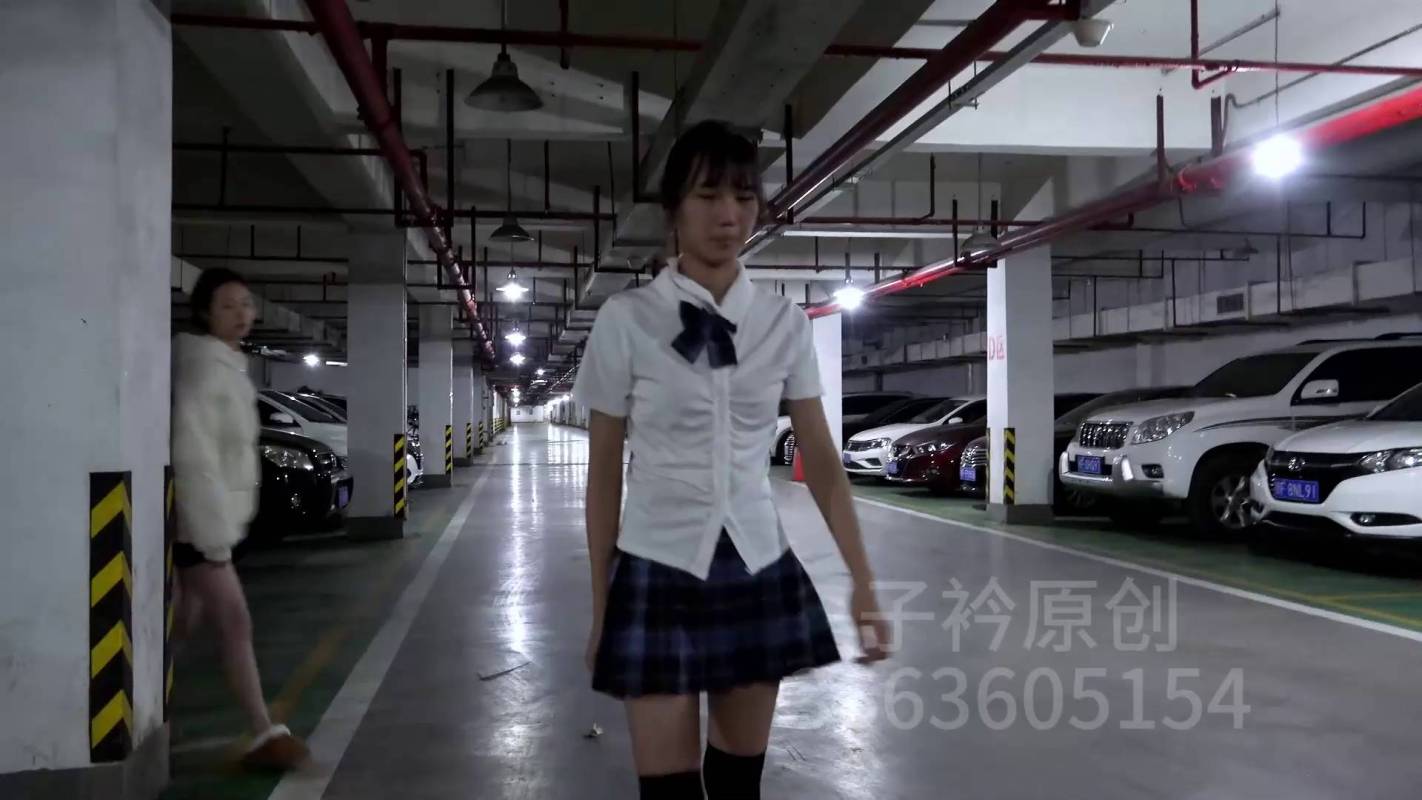 子衿原创网站之闺蜜游戏地下室梆稼!