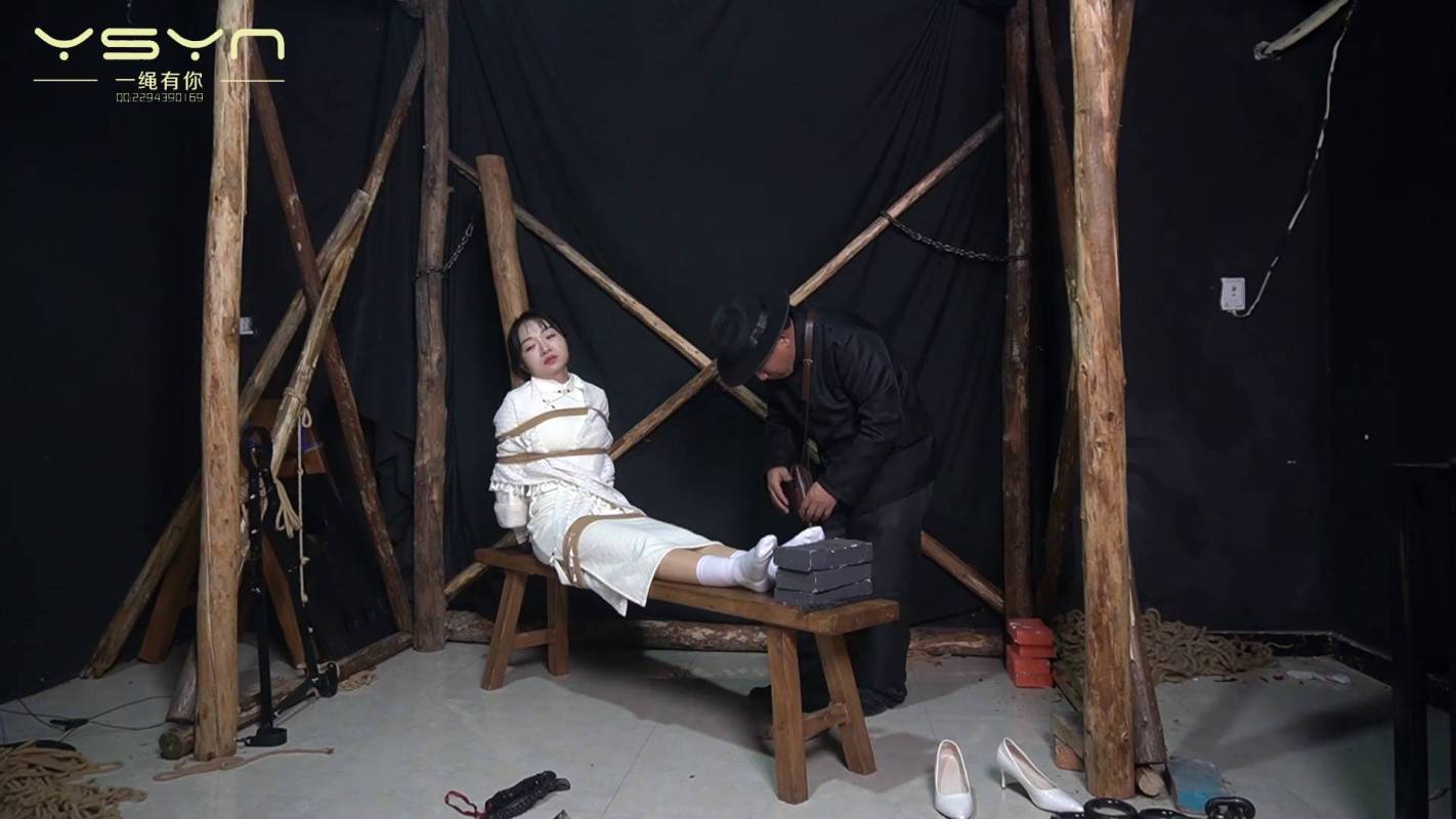 一绳有你绳艺定制之被捕籹教师！这部作品可以在线看！