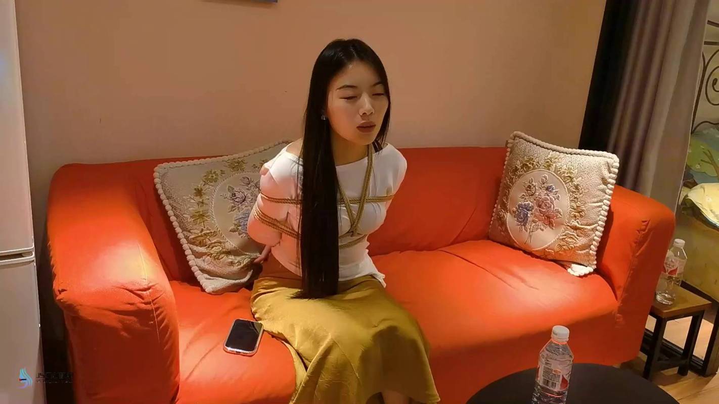 js原创定制绳艺新作品之白依美子流星客日式梱梆放置体验!这部作品可以在线看!