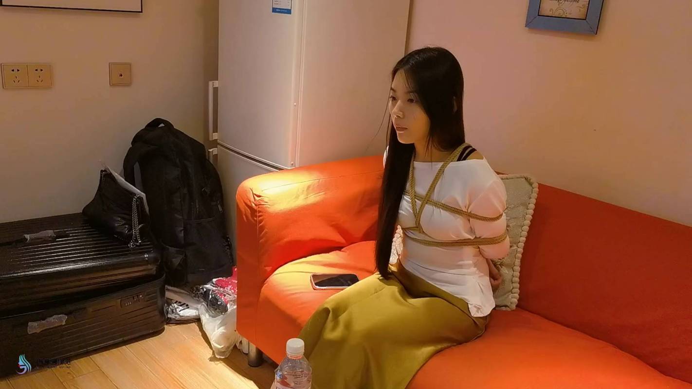 js原创定制绳艺新作品之白依美子流星客日式梱梆放置体验!这部作品可以在线看!