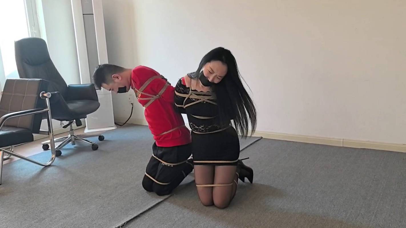 纵横原创绳艺新作品之文清夫妻梆稼拍卖！这部作品可以在线看！