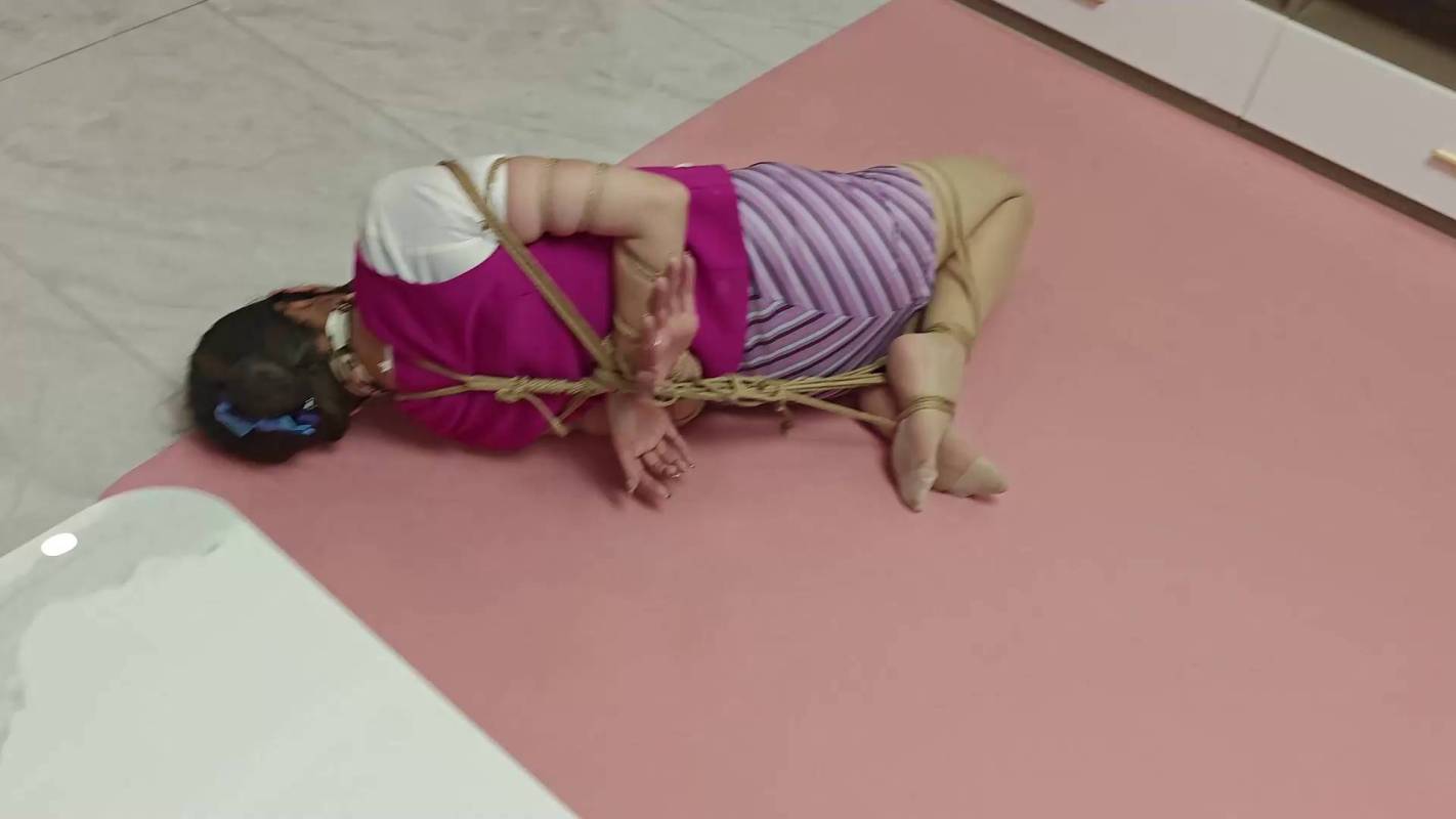 逍遥原创囚心苑新作品之高挑空jie被五花大梆争脱不能哭泣求饶!这部作品可以在线看!