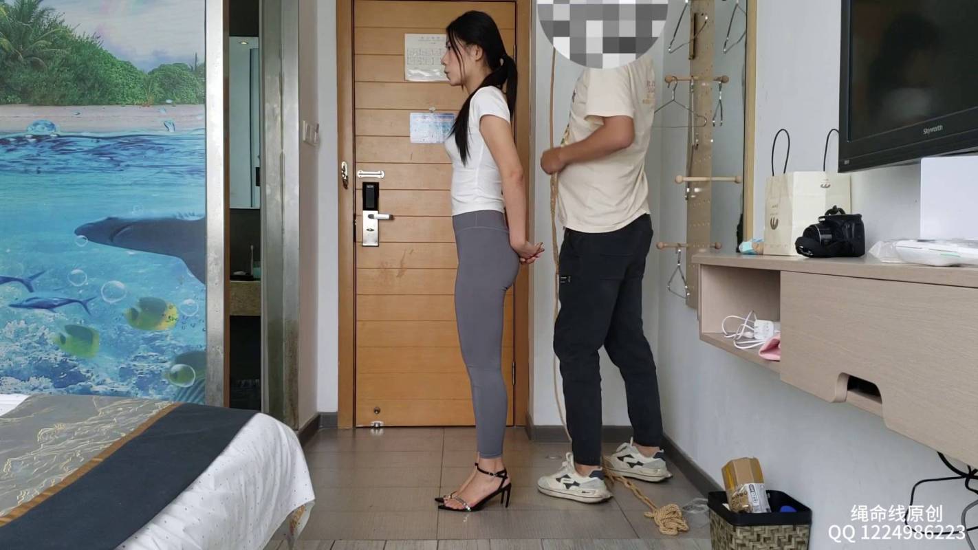 逍遥原创工作室的视频新作品之佳佳驷马zdb！这部作品可以在线看！