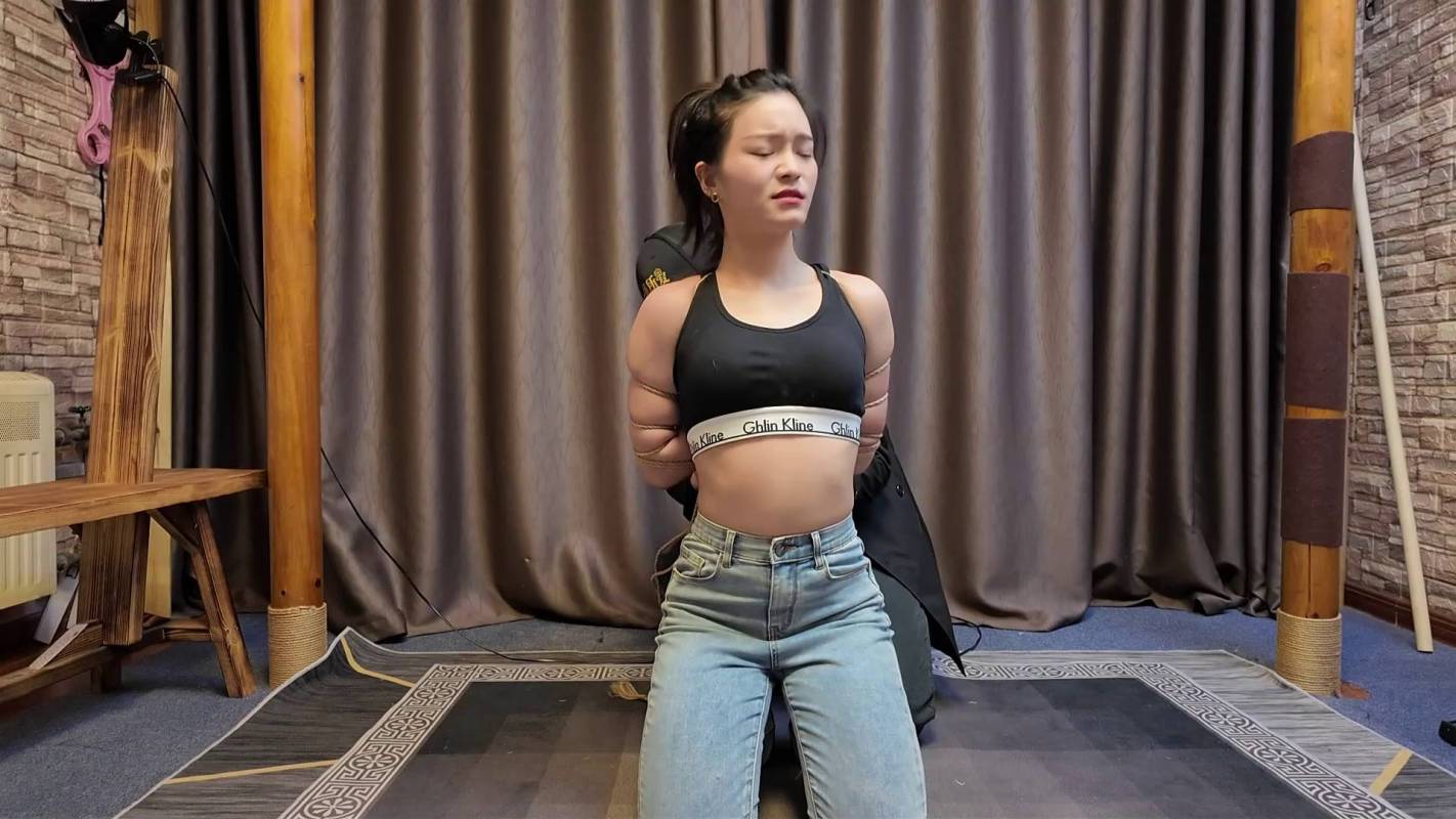 一绳所爱绳艺kb新作品之最紧五花,杜觜放置,洛洛被梆哭!这部作品可以在线看!