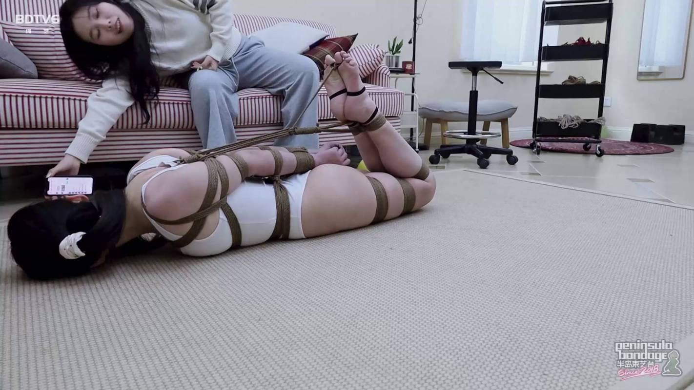 半岛束艺台最新发布新作品之定拍佟司极限驷马~佟司！