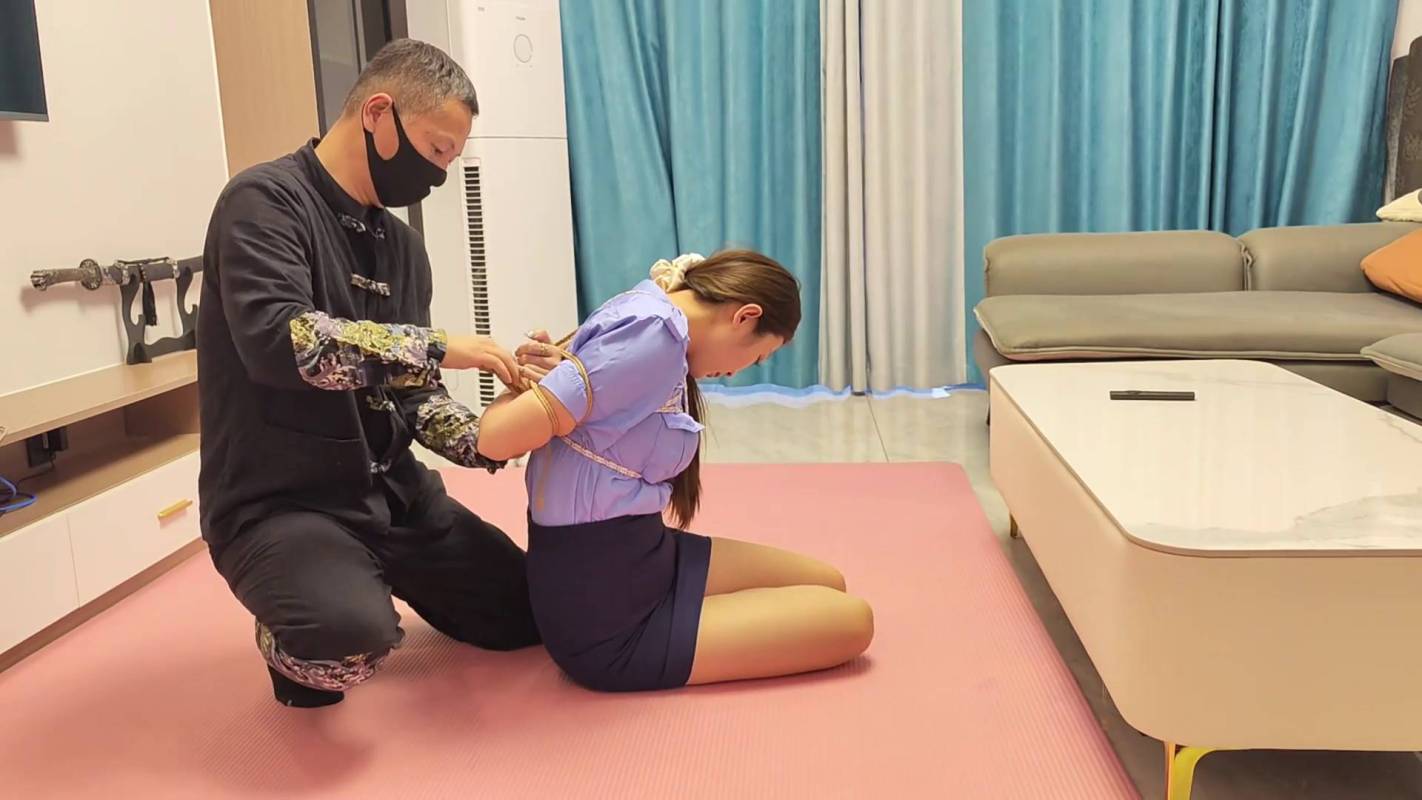 逍遥工作室官网视频之姆子梱梆游戏续集之dai徒版！这部作品可以在线看！