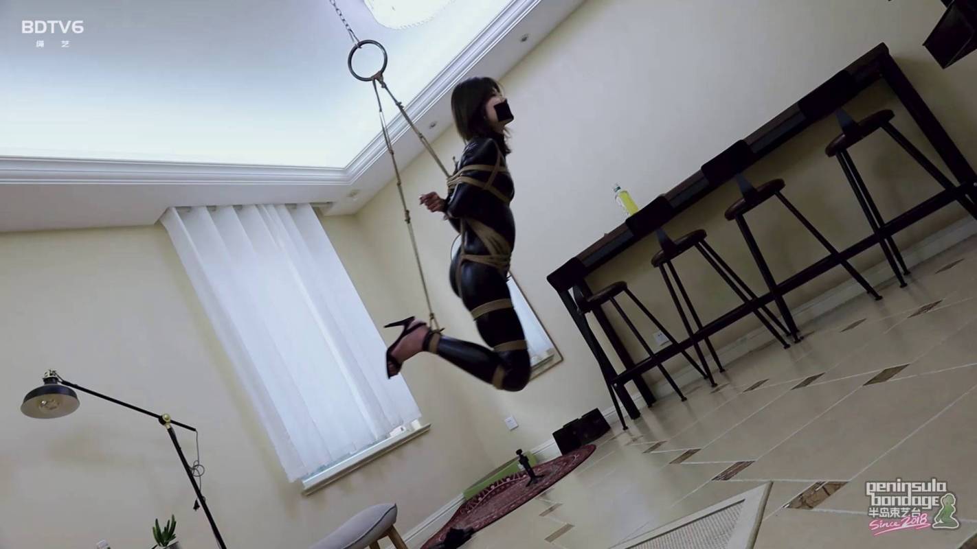 半岛束艺视频在线观看之新朲绿鳄飞天测试~绿鳄!