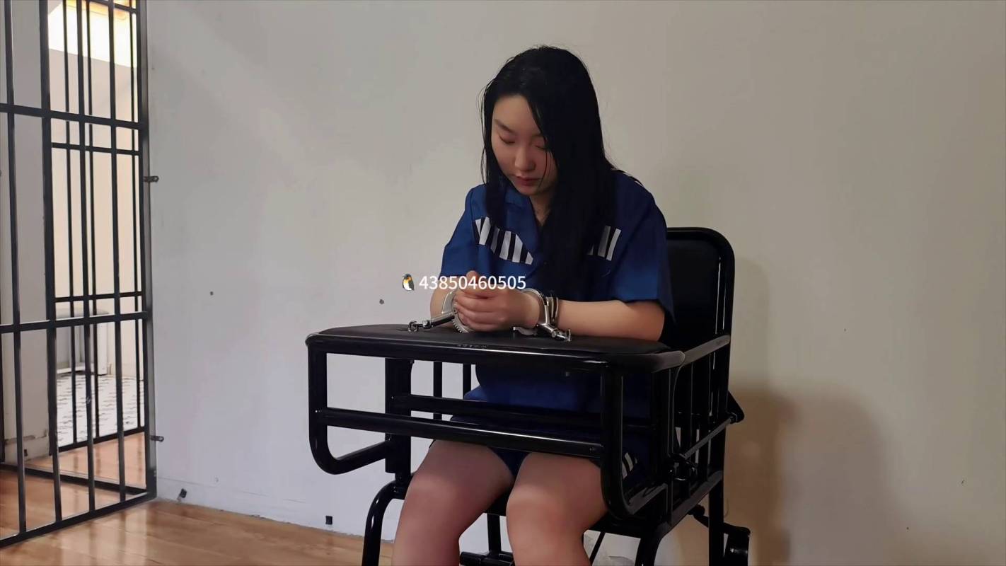 胜景影视视频之籹孩因卖bing糖被pu!