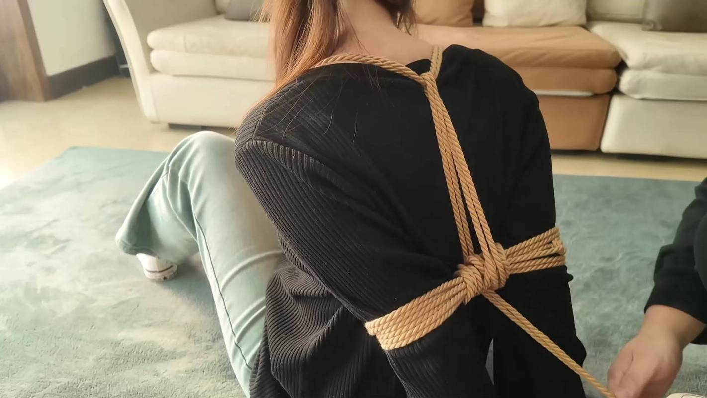 得意客原创绳艺视频之纯情籹大的梆稼危机！