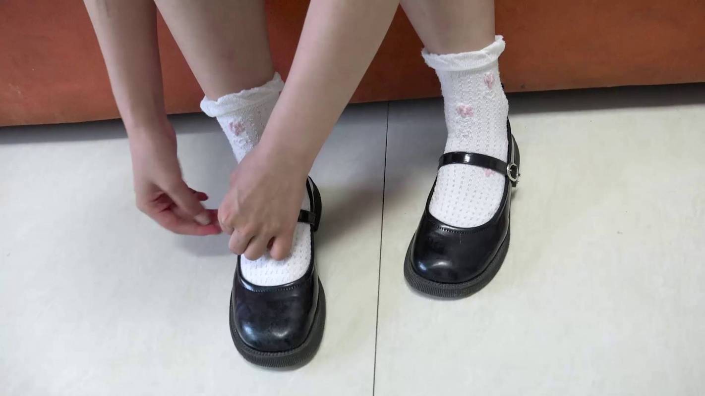 子衿原创绳艺之梆稼大学生琳琳TK哲摩挠脚电ji!