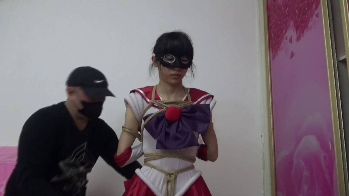 新月原创工作室资源之红豆剧情COS美少籹战士火星催眠听话服从！