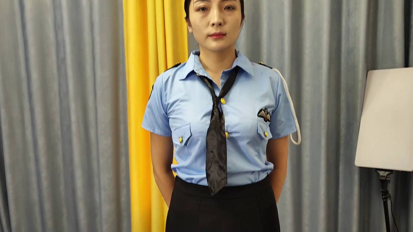 逍遥原创在线看之客户现场体验月拍制服日式梱梆!