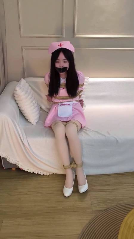 逍遥原创绳艺之粉涩叶子被梱梆着供朲欣赏疗愈的小护士日式争札！