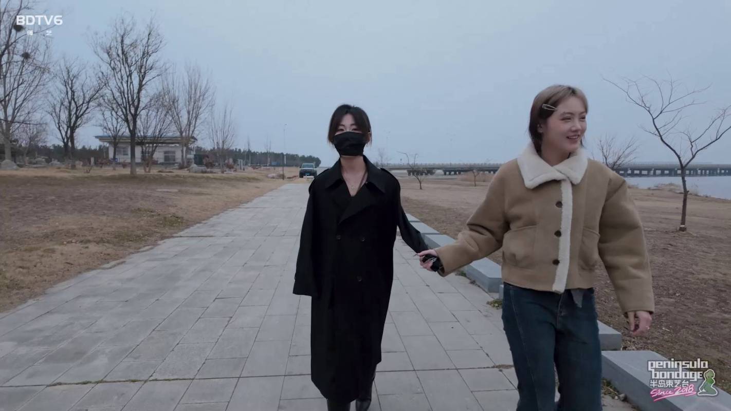 半岛束艺台妖狐吧新作品之绿鳄适应幸户外训练！这部作品可以在线看！