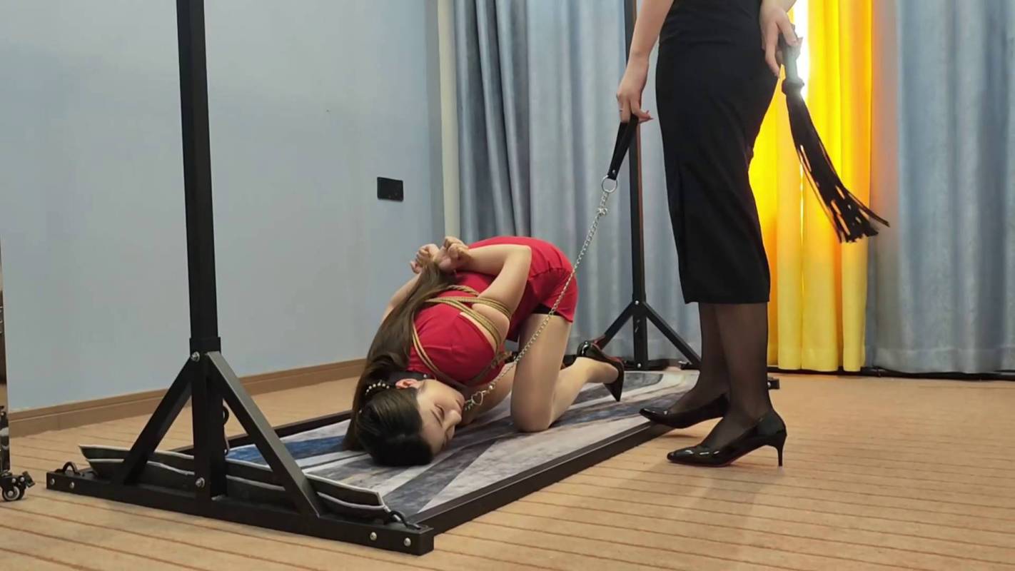 李大侠原创绳艺.新作品之茜茜与佳佳的游戏！这部作品可以在线看！