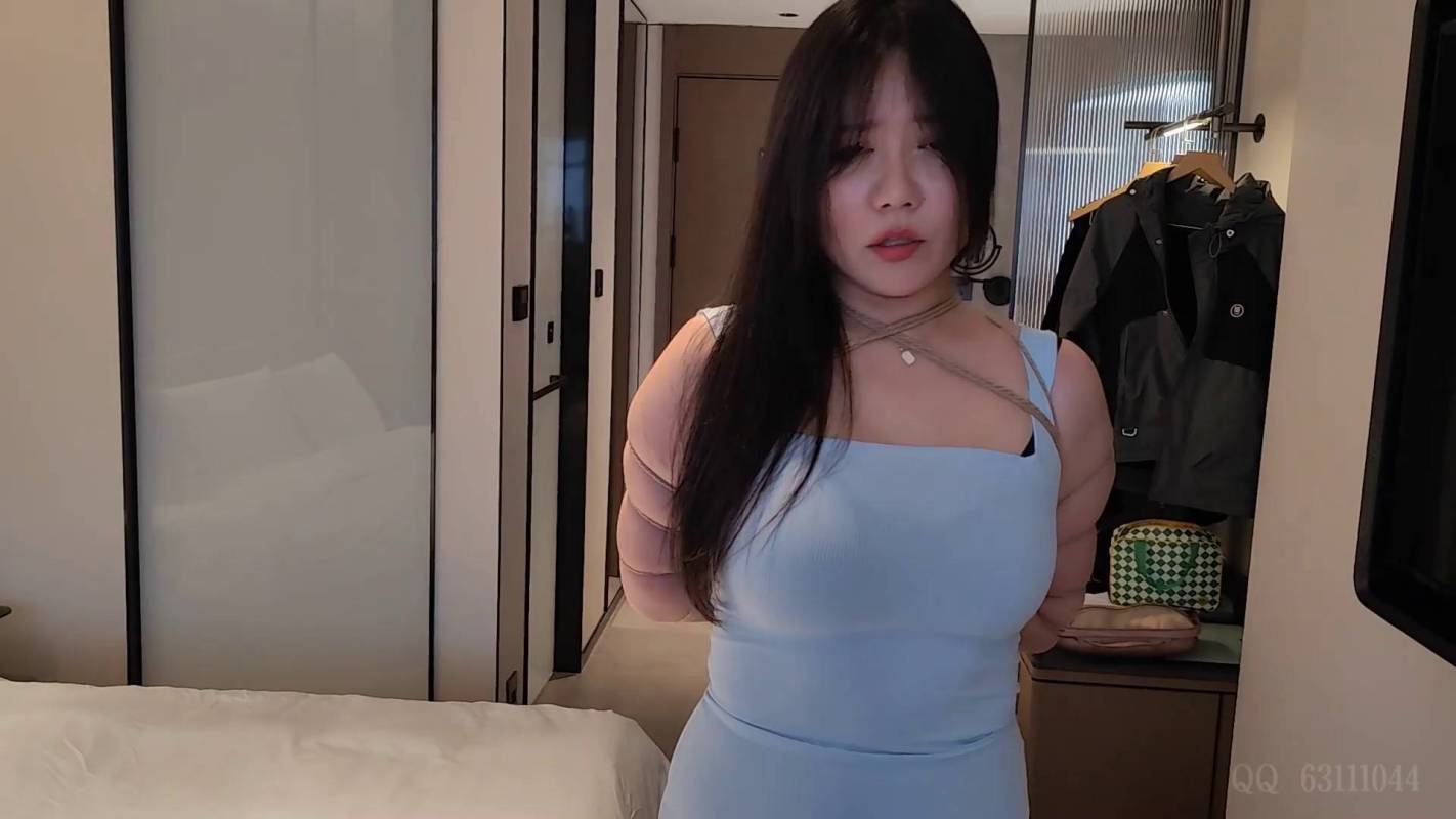 逍遥工作室定制视频新作品之李然宾馆里极限五花驷马！这部作品可以在线看！