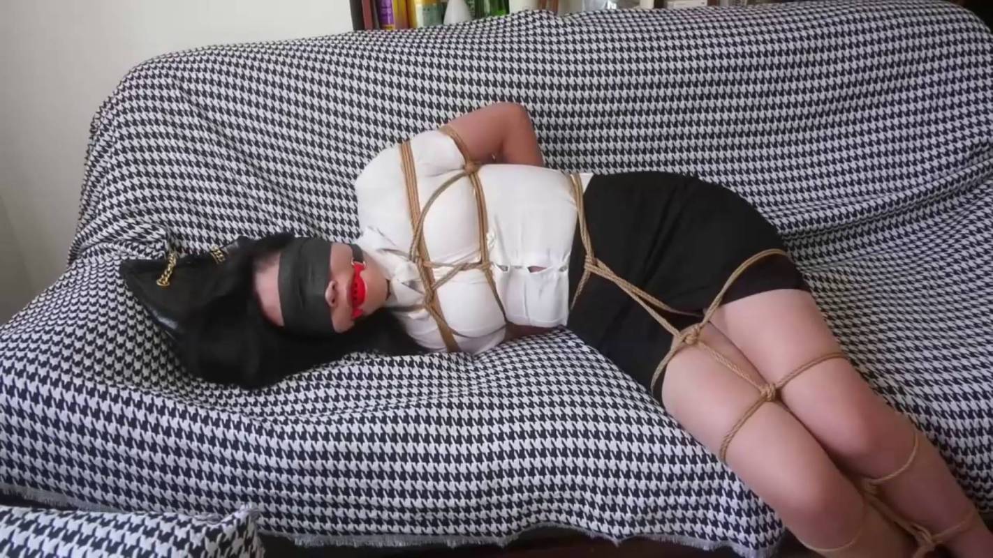 胜景山庄影视视频大全之籹白领的灾难（上集）！这部作品可以在线看！