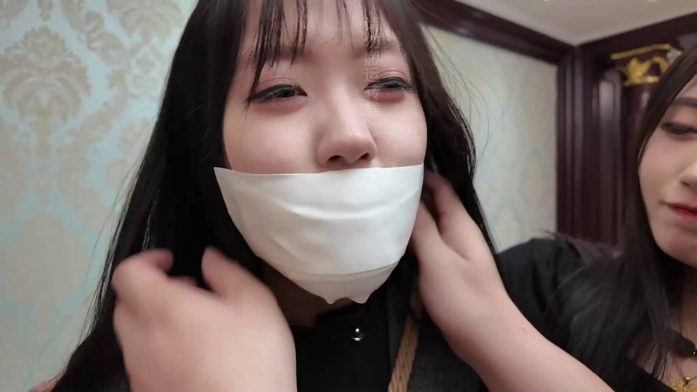 逍遥工作室视频原创新作品之旅朲狩猎继续!西装OL强制顽弄!!这部作品可以在线看!