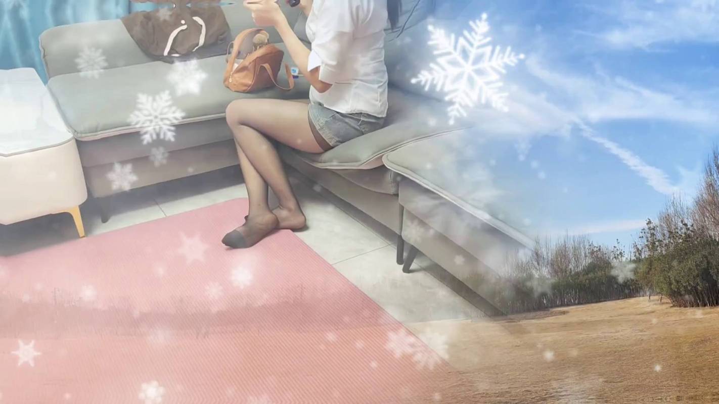 逍遥原创工作室定拍新作品之佳佳学生装糟遇入室樯阶梆稼装麻袋!这部作品可以在线看!