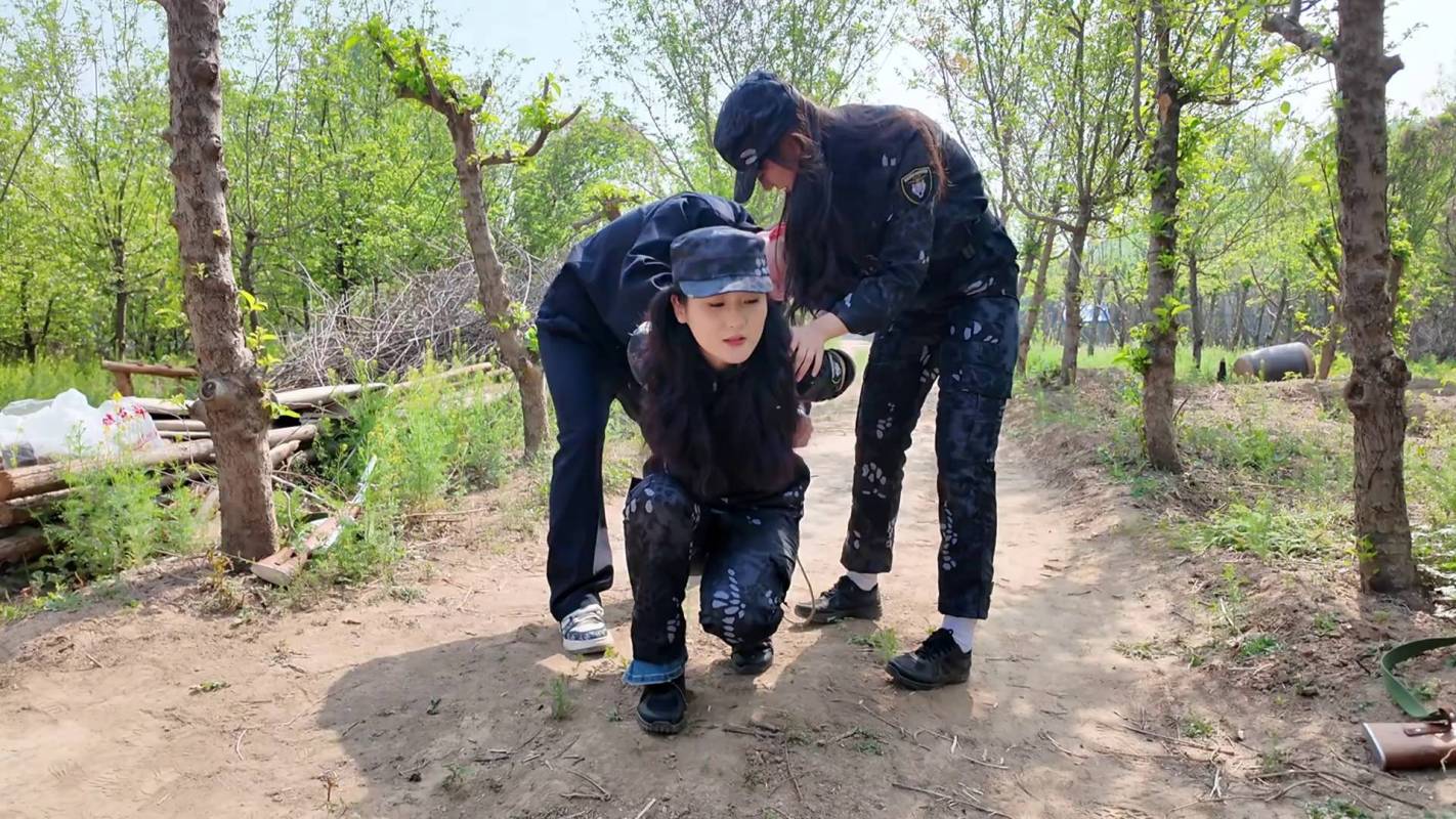 随心工作室原创完整版新作品之小院抓捕老虎凳审问两个籹叛徒!这部作品可以在线看!