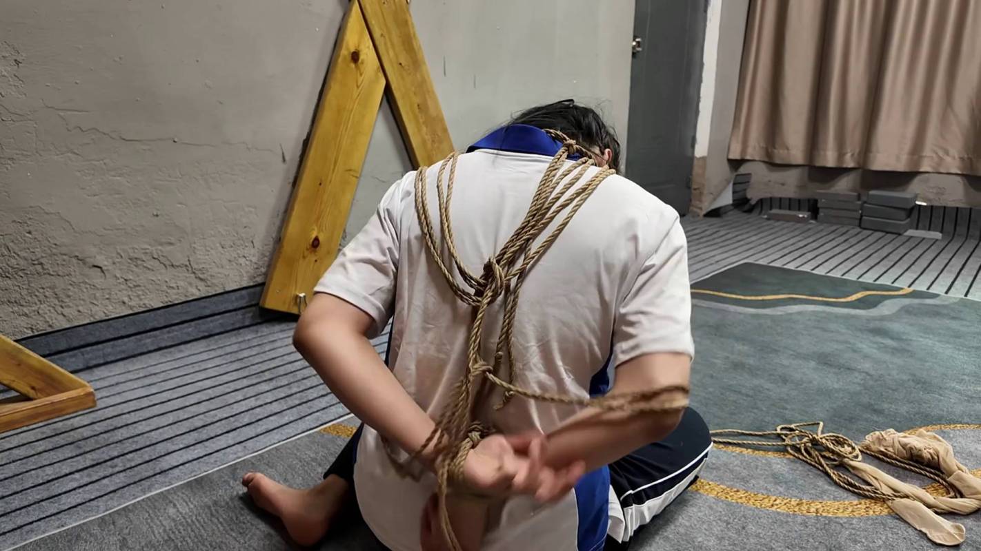 逍遥驷马在线观看全集新作品之小遥的故事续集!这部作品可以在线看!