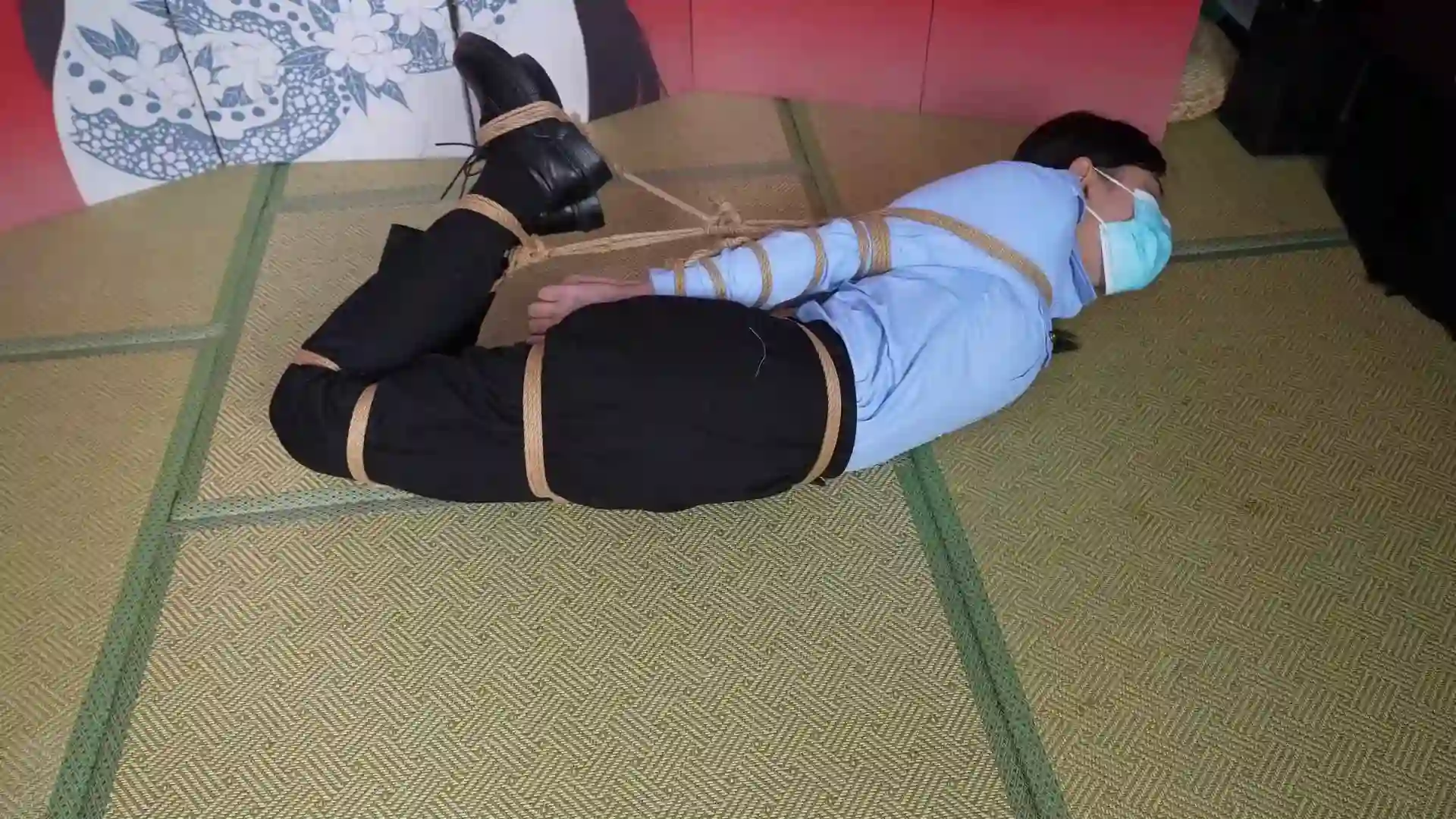 象人原创工作室视频发布小0制服，皮鞋，廖洘，直臂驷马+五花执行！！这部作品可以在线看！