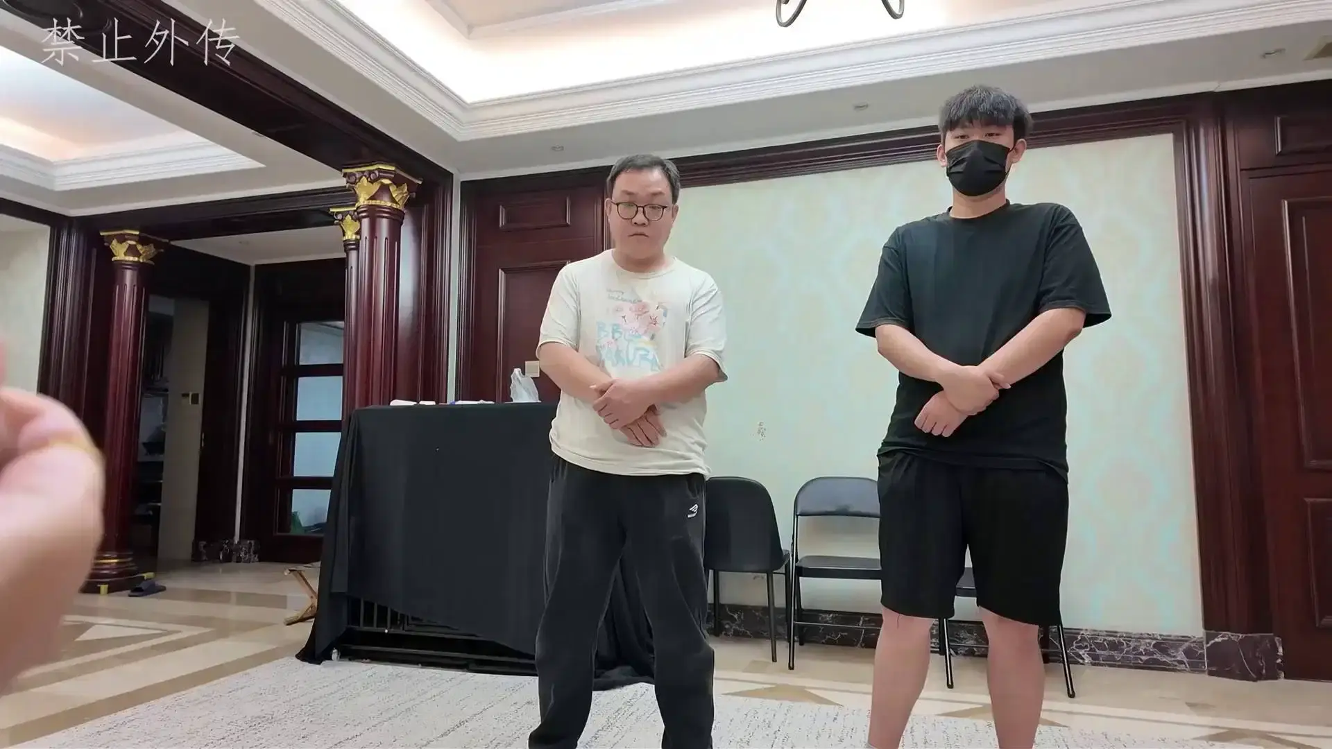 逍遥工作室视频原创新作国产绳艺字论坛母圈之被du辣籹老板佳雯设计qing获!这部作品可以在线看!