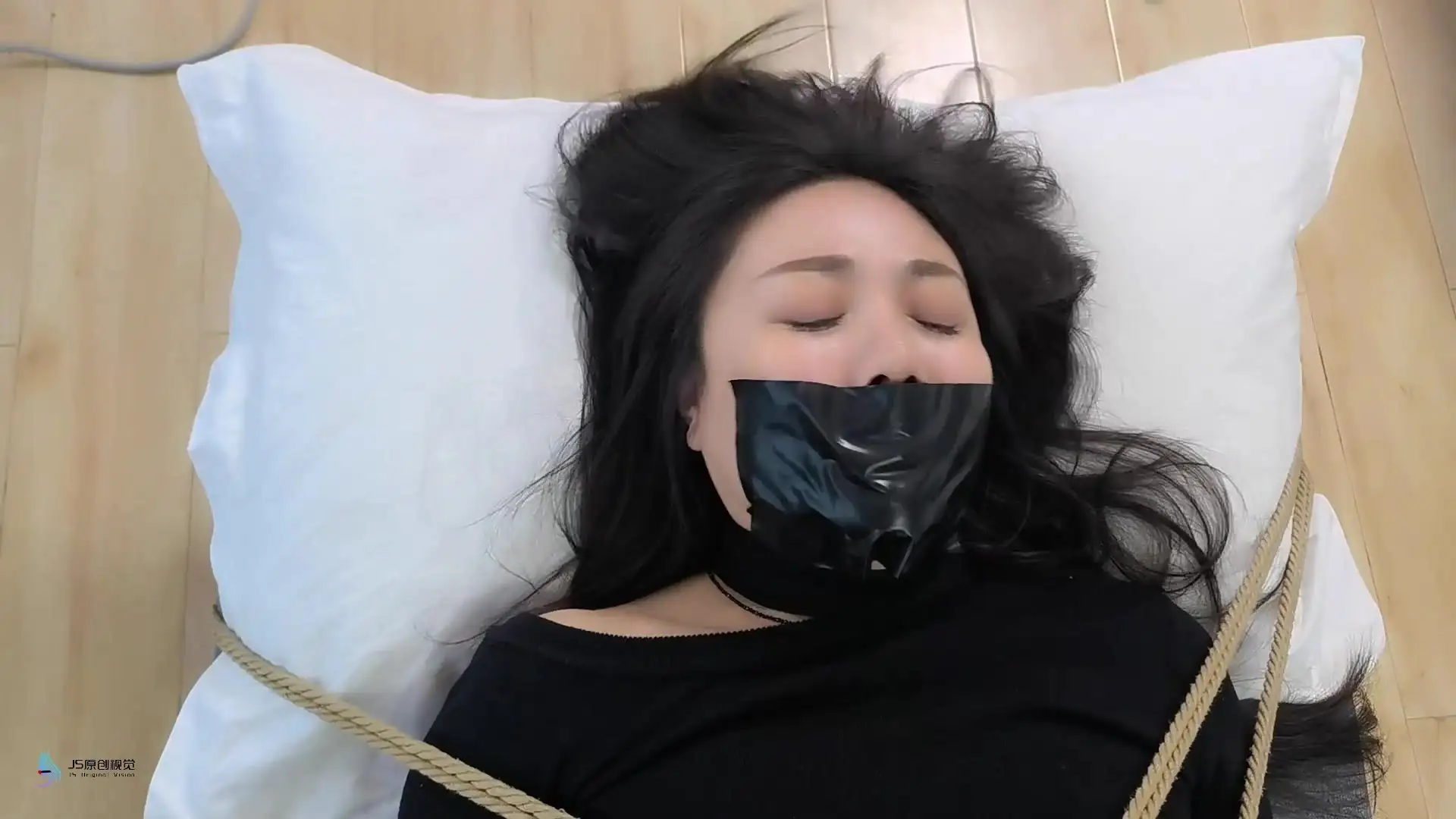 逍遥定制工作室网站大全新作紧缚在线视频之哈妮李然美少附会所体验！这部作品可以在线看！