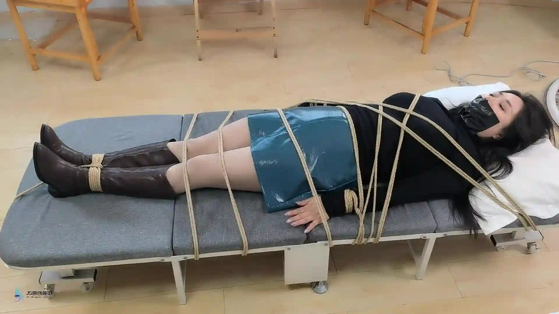 逍遥定制工作室网站大全新作紧缚在线视频之哈妮李然美少附会所体验！这部作品可以在线看！